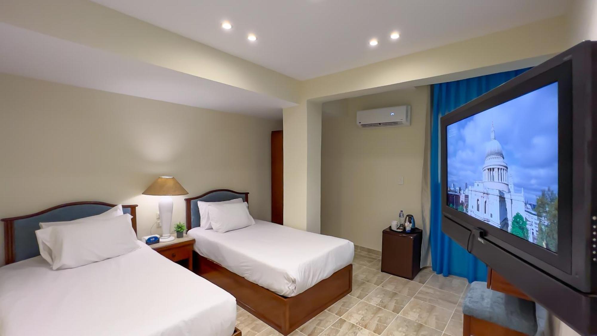Pyramids Glory Inn Kafrat al Jabal Bagian luar foto